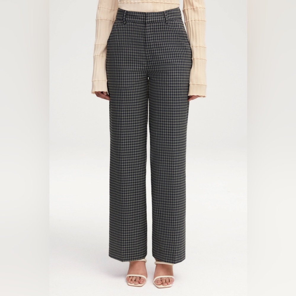Veiled New York - Chic Black and Gray Checkered Wide Leg Pants